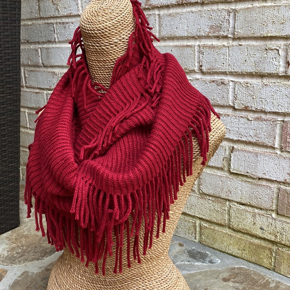Scarf Infinity